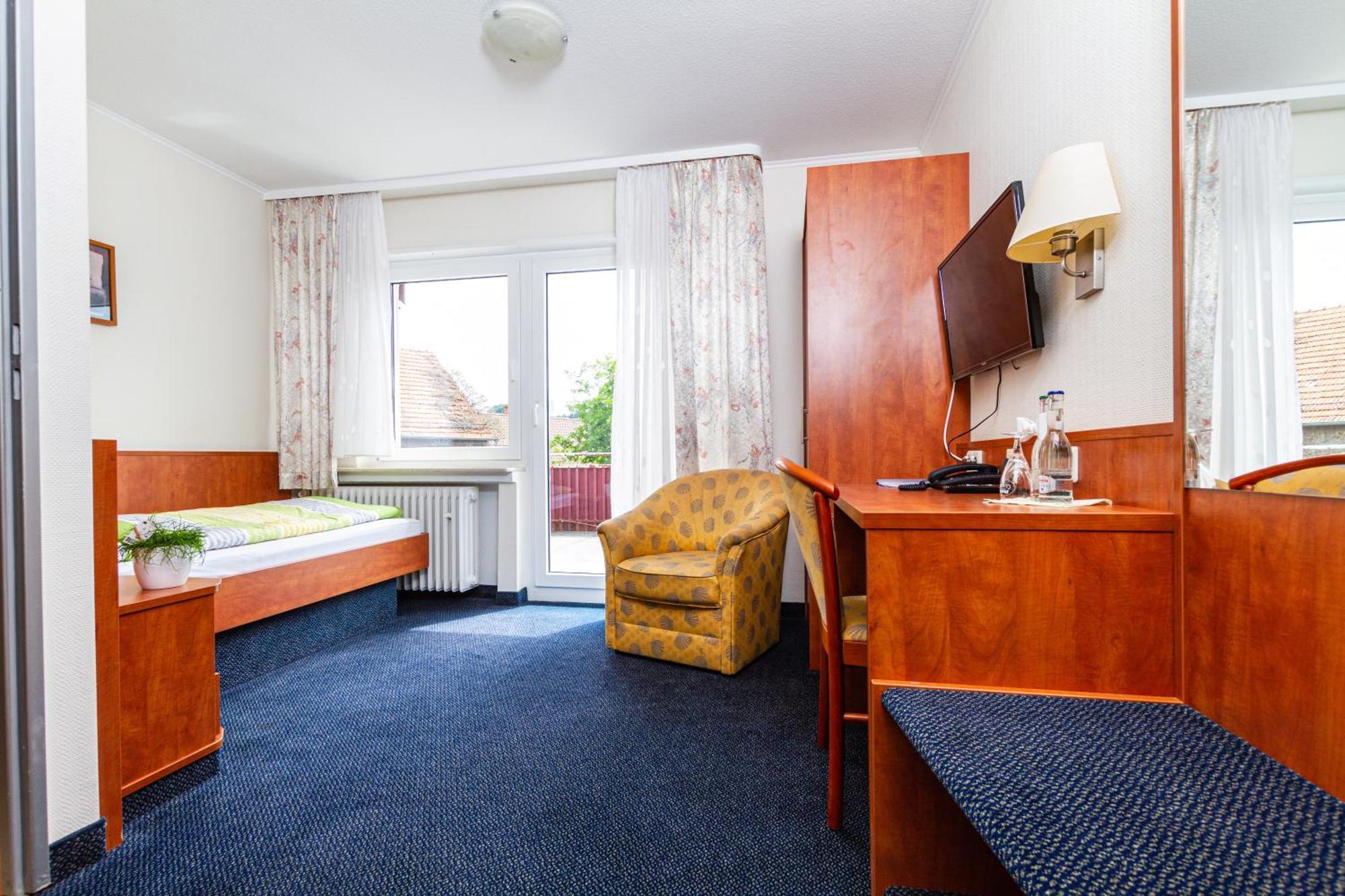 Landhotel Georgshof Гюнфельд Номер фото